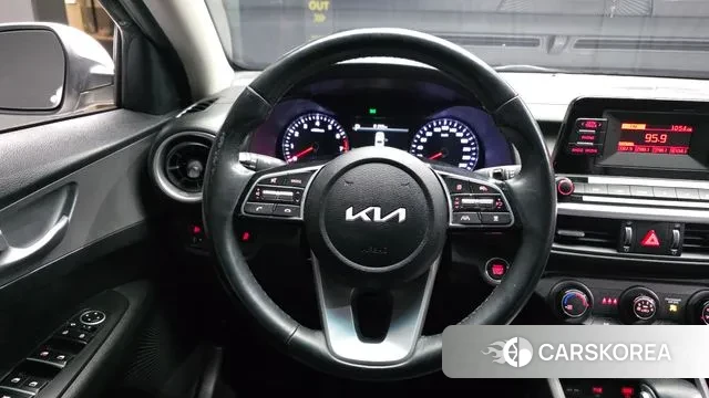 Kia The New K3 2nd generation 2022 Белый из Кореи, фото 4