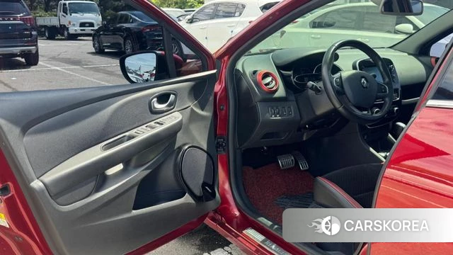 Renault Korea (Samsung) Clio 2018 Красный из Кореи, фото 4