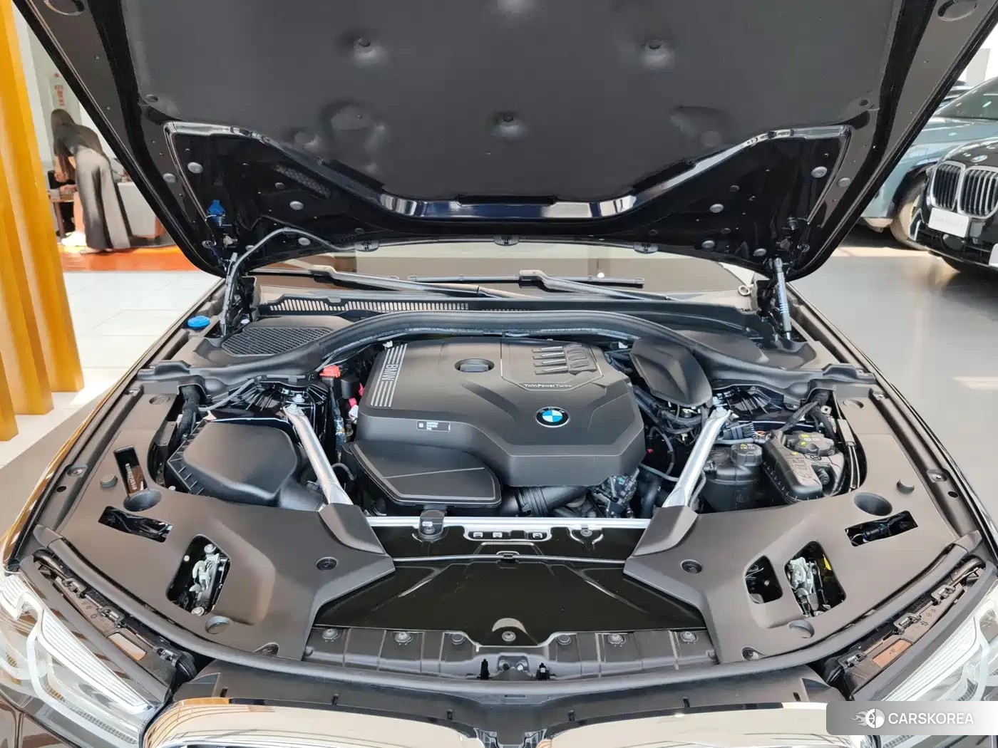 BMW 5 series 2023 Черный из Китая, фото 4