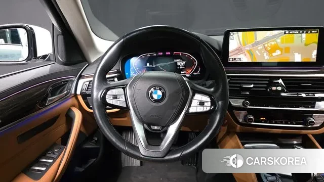 BMW 5 Series (G30) 2021 Белый из Кореи, фото 4