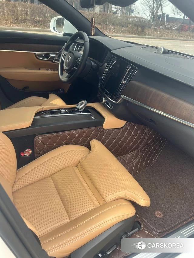 Volvo S90 2023 Белый из Кореи, фото 4