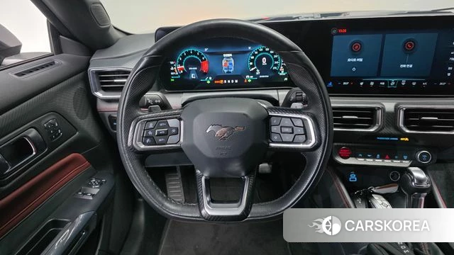 Ford Mustang 7th Generation 2025 Черный из Кореи, фото 4