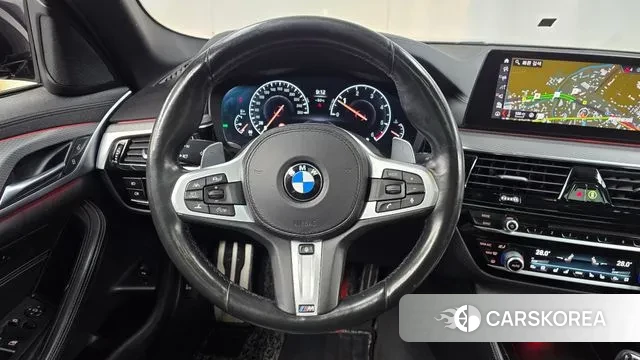 BMW 5 Series (G30) 2019 Черный из Кореи, фото 4