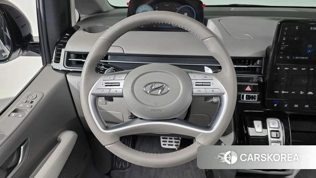 Hyundai Staria 2023 Белый из Кореи, фото 4