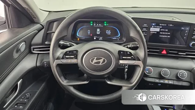 Hyundai The New Avante (CN7) 2024 Белый из Кореи, фото 4