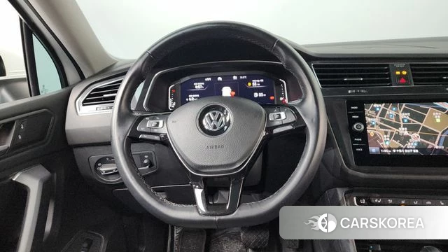 Volkswagen Tiguan Allspace 2020 Белый из Кореи, фото 4