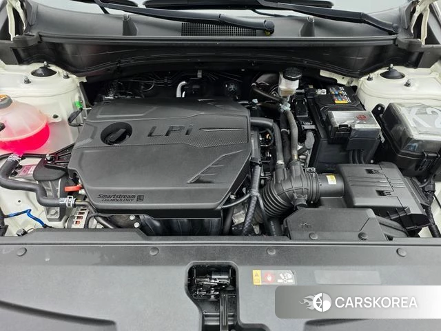 Kia Sportage 5th Generation 2023 Белый из Кореи, фото 4