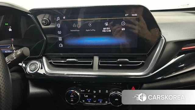 Chevrolet (GM Daewoo) Trax Crossover 2023 Серебристо-серый из Кореи, фото 4
