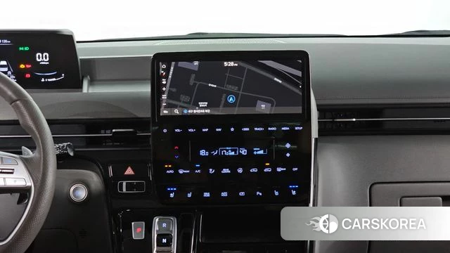 Hyundai Staria 2023 Белый из Кореи, фото 4