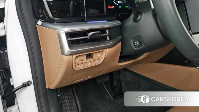 Hyundai Grandeur Hybrid (GN7) 2023 Белый из Кореи, фото 4