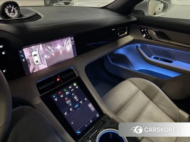 Porsche Taycan 2021 Серебристо-серый из Кореи, фото 4