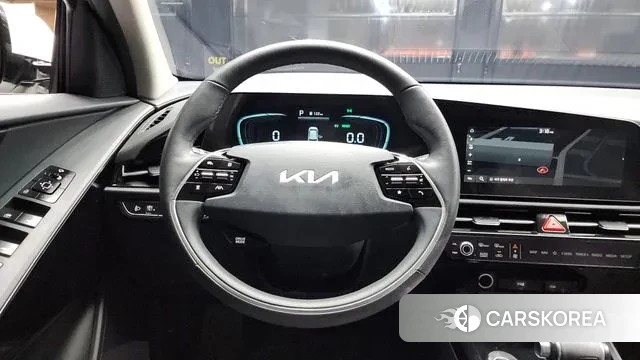 Kia Di Ol Nu Niro 2022 Белый из Кореи, фото 4