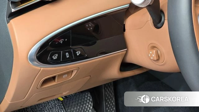 Genesis GV70 2025 Белый из Кореи, фото 4