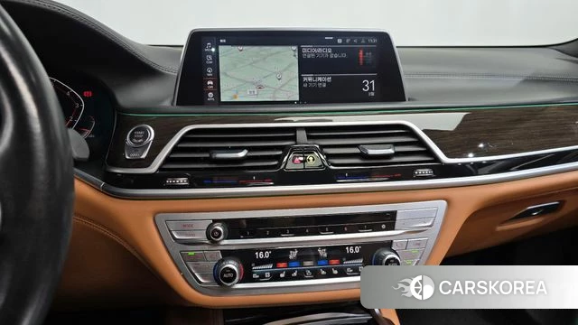 BMW 7 Series (G11) 2022 Черный из Кореи, фото 4
