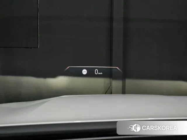 BMW 5 Series (G60) 2024 Белый из Кореи, фото 4