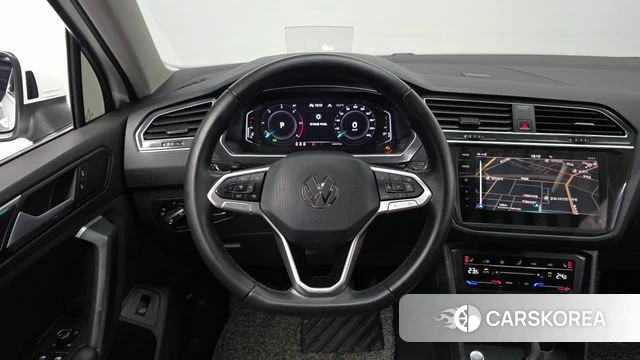 Volkswagen Tiguan second Generation 2021 Белый из Кореи, фото 4