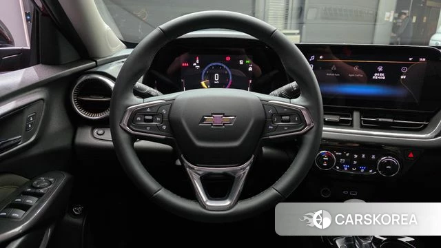 Chevrolet (GM Daewoo) Trax Crossover 2023 Красный из Кореи, фото 4