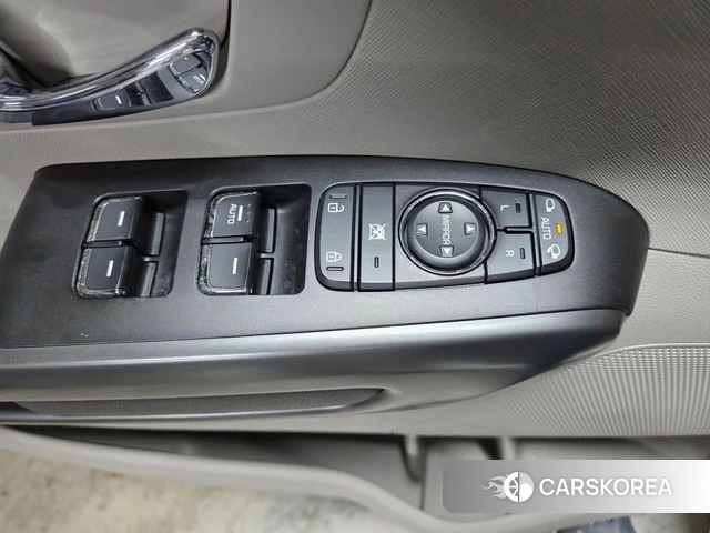 Kia The New Carnival 2019 Жемчужный цвет из Кореи, фото 4