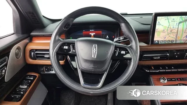 Lincoln Aviator 2nd generation 2021 Белый из Кореи, фото 4