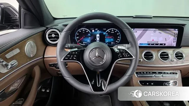Mercedes-Benz E-Class W213 2021 Черный из Кореи, фото 4