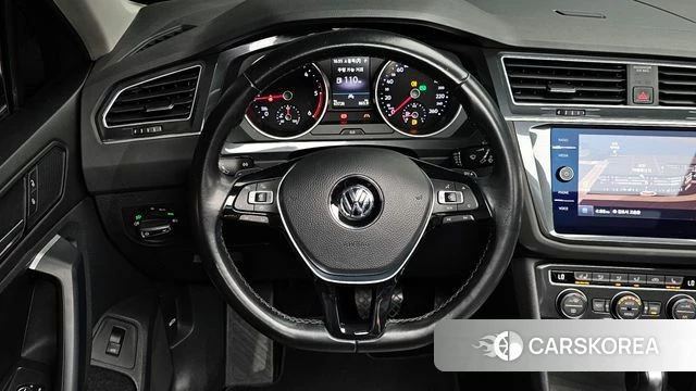 Volkswagen Tiguan second Generation 2020 Серый из Кореи, фото 4