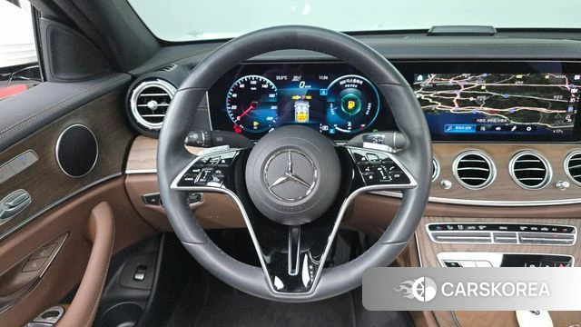 Mercedes-Benz E-Class W213 2022 Белый из Кореи, фото 4
