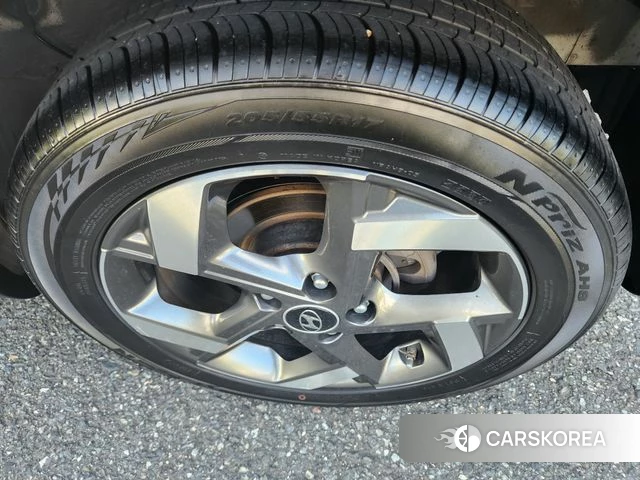 Hyundai Venue 2021 Белый из Кореи, фото 4