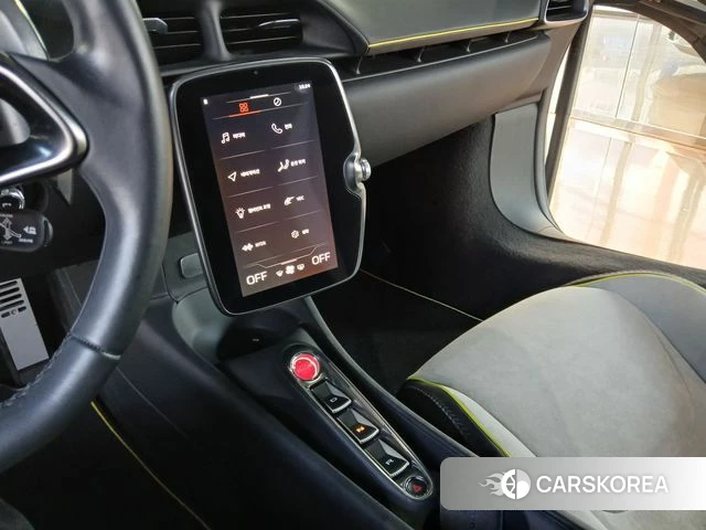 McLaren Artura 2023 Серебряный из Кореи, фото 4