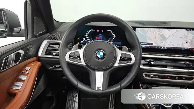 BMW X7 (G07) 2025 Черный из Кореи, фото 4