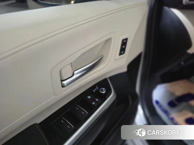 Toyota Sienna 4th Generation 2025 Серебряный из Кореи, фото 4