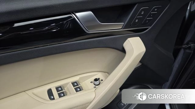 Audi Q5 (FY) 2022 Серый из Кореи, фото 4