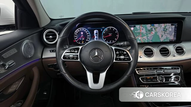 Mercedes-Benz E-Class W213 2020 Белый из Кореи, фото 4