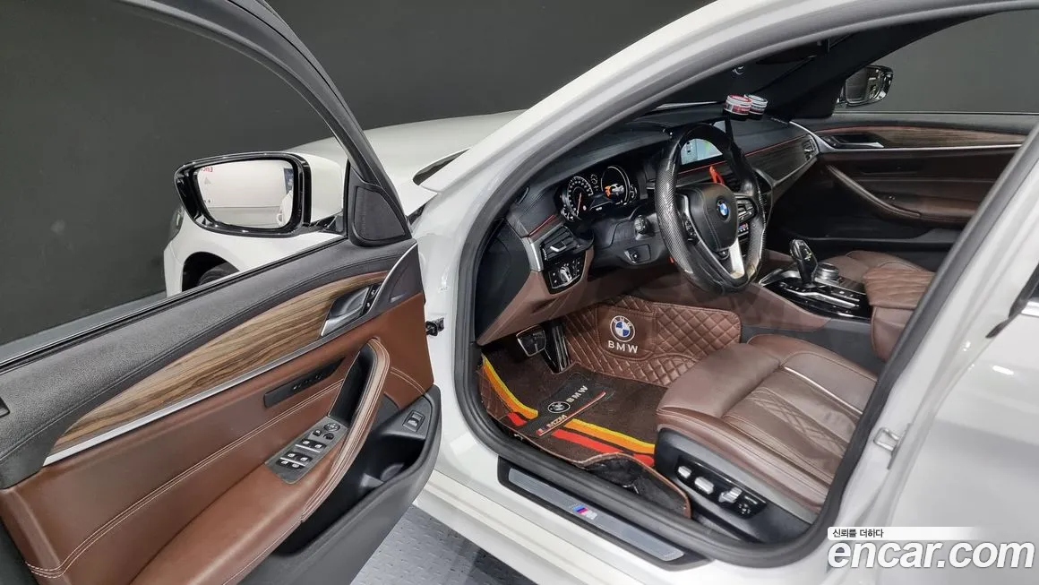 BMW 5 Series (G30) id 2128543 из Кореи 4