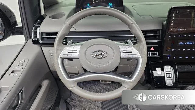 Hyundai Staria 2023 Серый из Кореи, фото 4