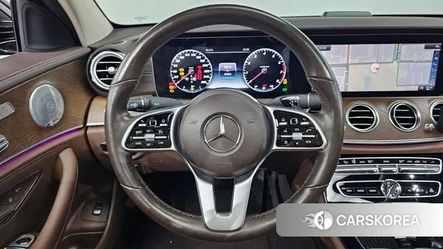 Mercedes-Benz E-Class W213 2019 Черный из Кореи, фото 4