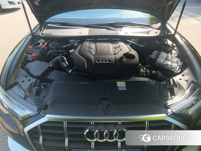Audi A6 (import) 2025 Черный из Китая, фото 4