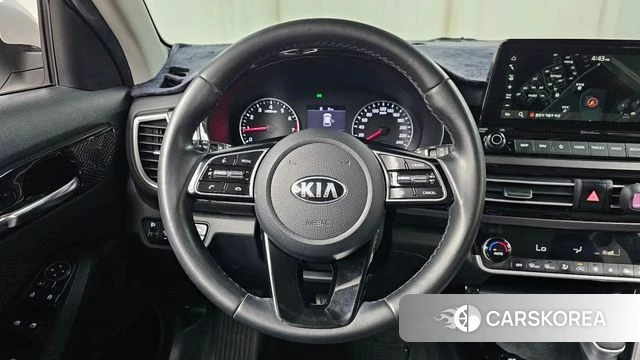 Kia Seltos 2021 Белый из Кореи, фото 4