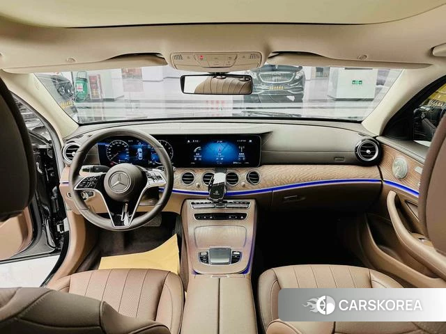 Mercedes-Benz E-class 2023 Черный из Китая, фото 4