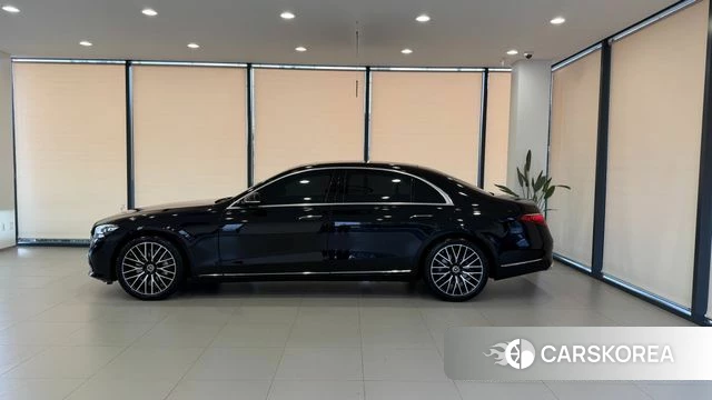 Mercedes-Benz S-Class W223 2026 Черный из Кореи, фото 4
