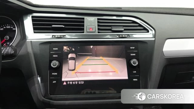 Volkswagen Tiguan second Generation 2018 Серебряный из Кореи, фото 4