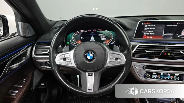 BMW 7 Series (G11) 2022 Белый из Кореи, фото 4