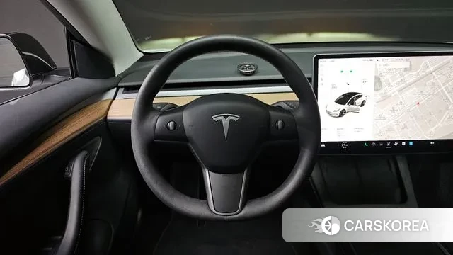 Tesla Model 3 2021 Белый из Кореи, фото 4