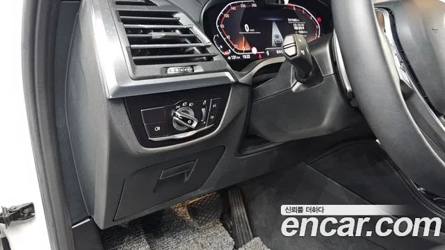 BMW X4 (G02) 2023 Белый из Кореи, фото 4