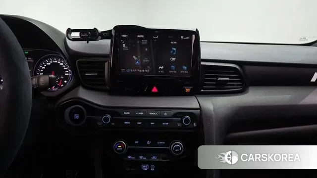 Hyundai Veloster (JS) 2018 Светло-серебряный цвет из Кореи, фото 4