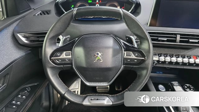 Peugeot 5008 second generation 2018 Черный из Кореи, фото 4