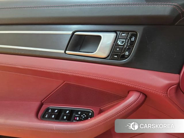 Porsche Panamera (971) 2019 Черный из Кореи, фото 4