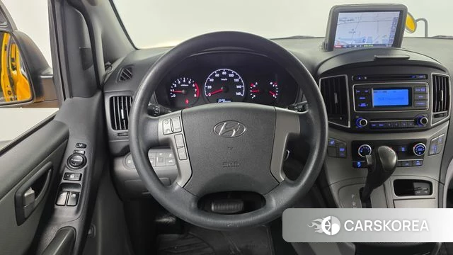 Hyundai The New Grand Starex 2018 Желтый из Кореи, фото 4