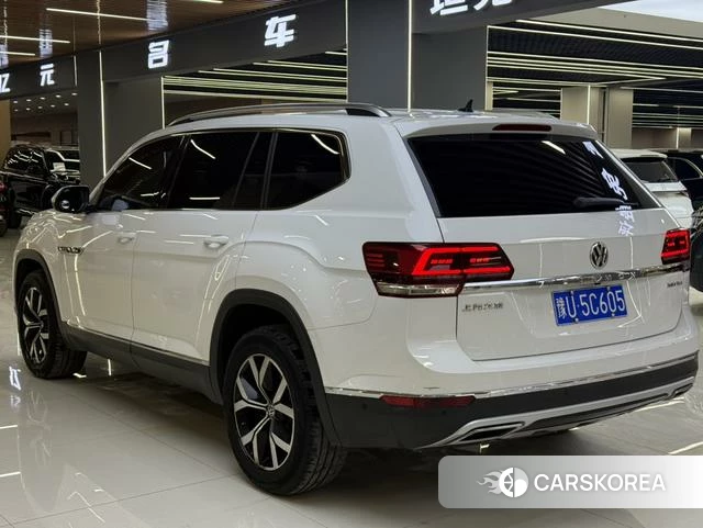 Volkswagen Tourang 2018 Белый из Китая, фото 4