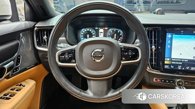 Volvo V90 Cross-Country 2019 Белый из Кореи, фото 4