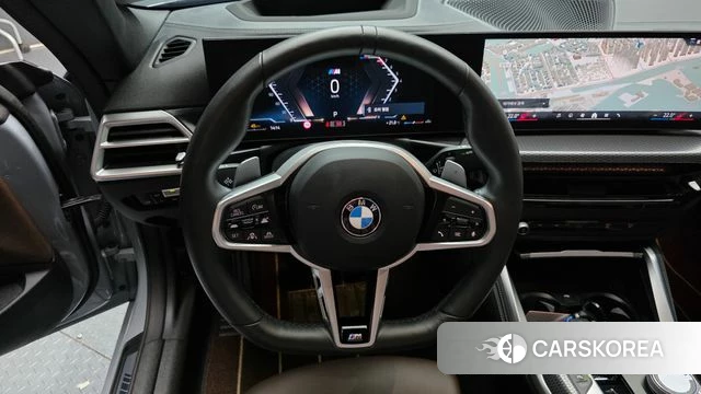 BMW 4 Series (G22) 2024 Светло-серебряный цвет из Кореи, фото 4